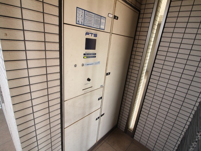 物件外観写真6　(建物設備)