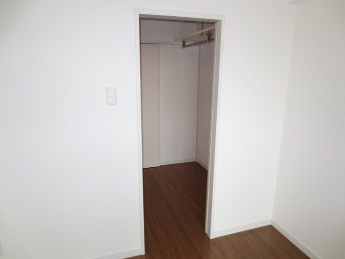 物件内観写真11　(収納)