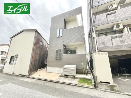 Ｇｒａｎｄｔｉｃ堀田外観写真
