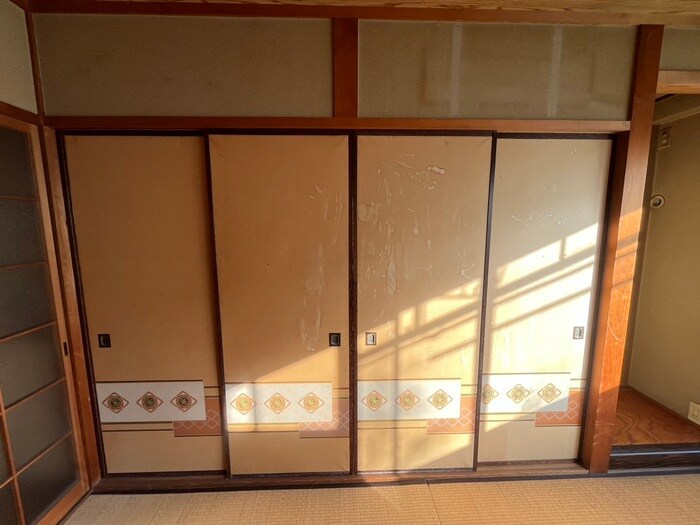 物件内観写真13　(収納)