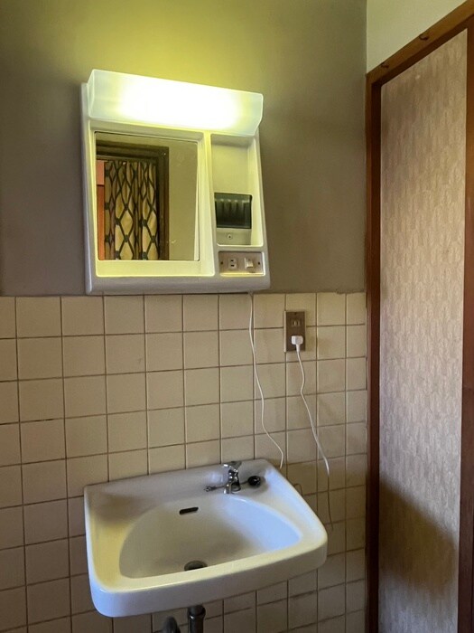 物件内観写真16　(洗面)