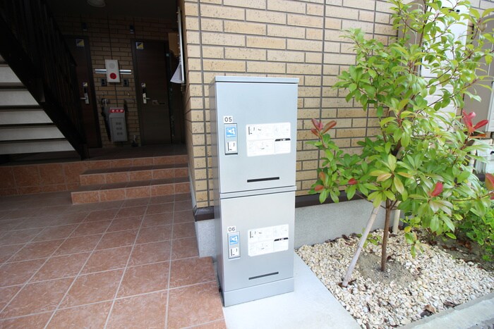 物件外観写真6　(建物設備)