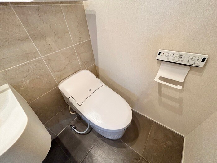 物件内観写真11　(トイレ)