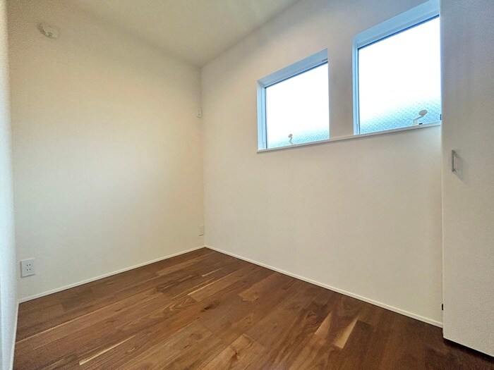 物件内観写真19　(居室)