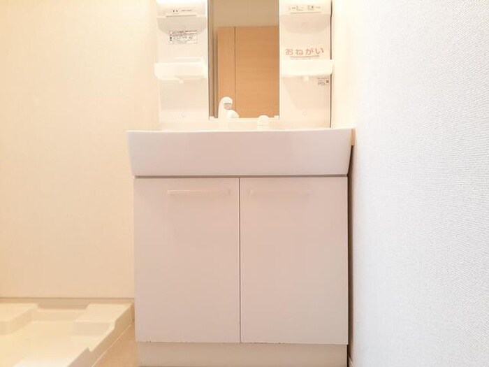 物件内観写真7　(洗面)