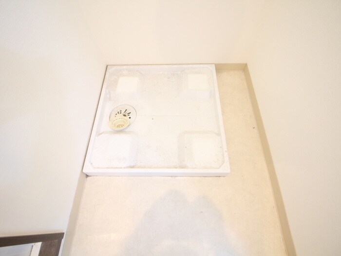 物件内観写真9　(洗濯機置場)