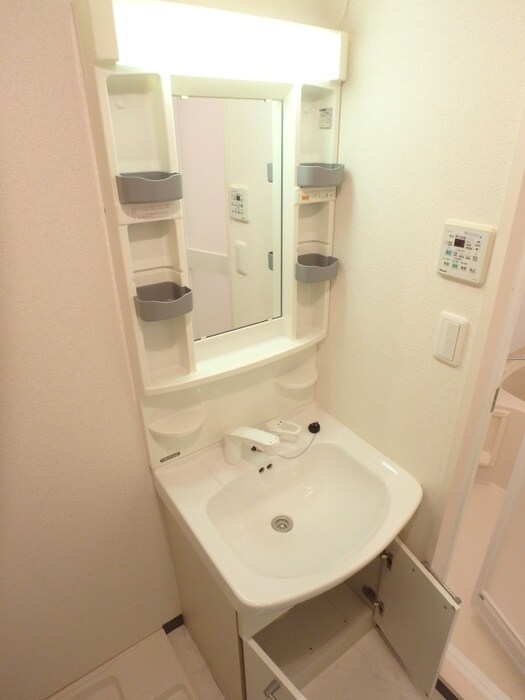 物件内観写真13　(洗面)