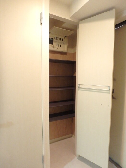 物件内観写真18　(靴箱)