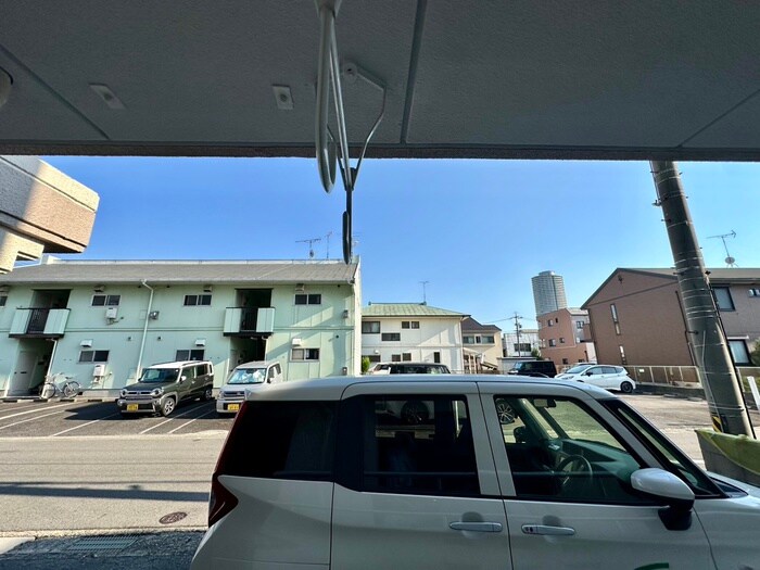 物件内観写真22　(室内からの展望)