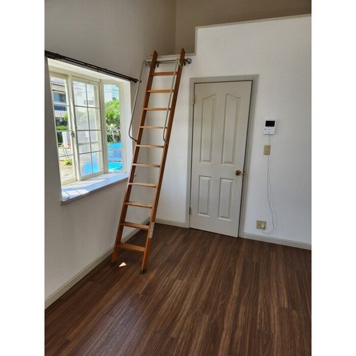 物件内観写真6　(居室)