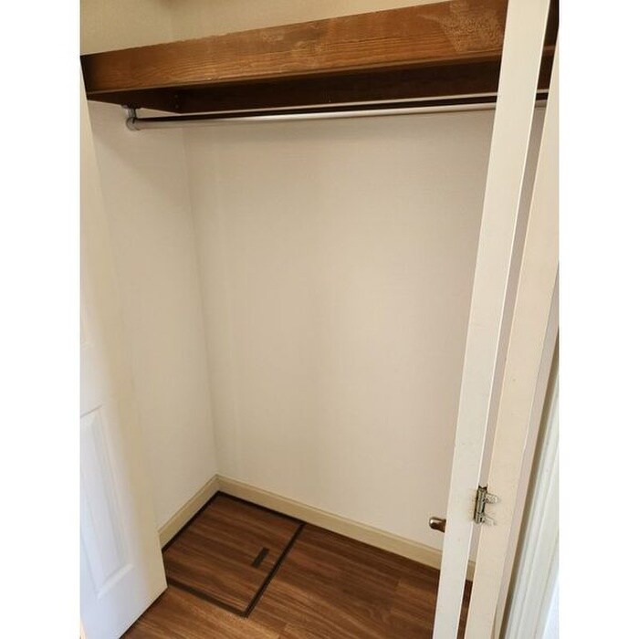 物件内観写真8　(収納)