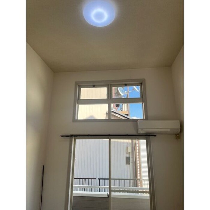 物件内観写真10　(居室)