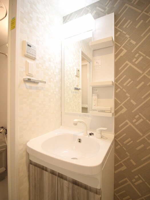 物件内観写真11　(洗面)