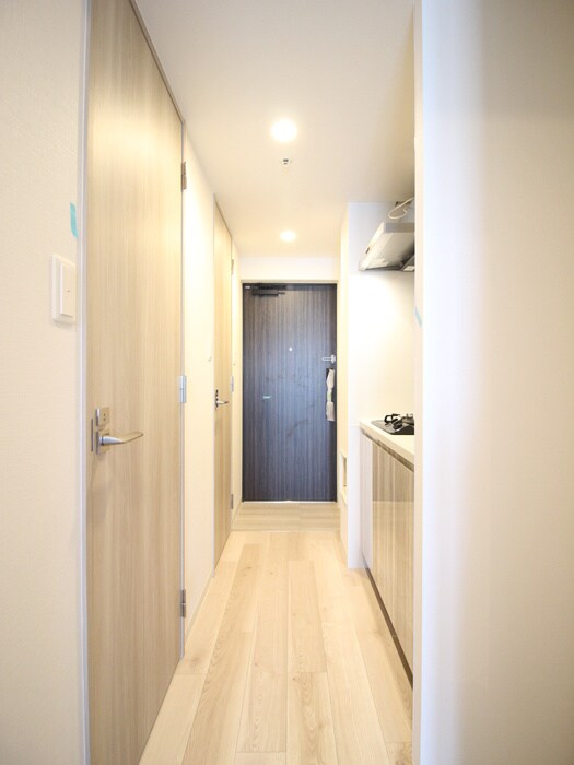 物件内観写真13　(玄関)