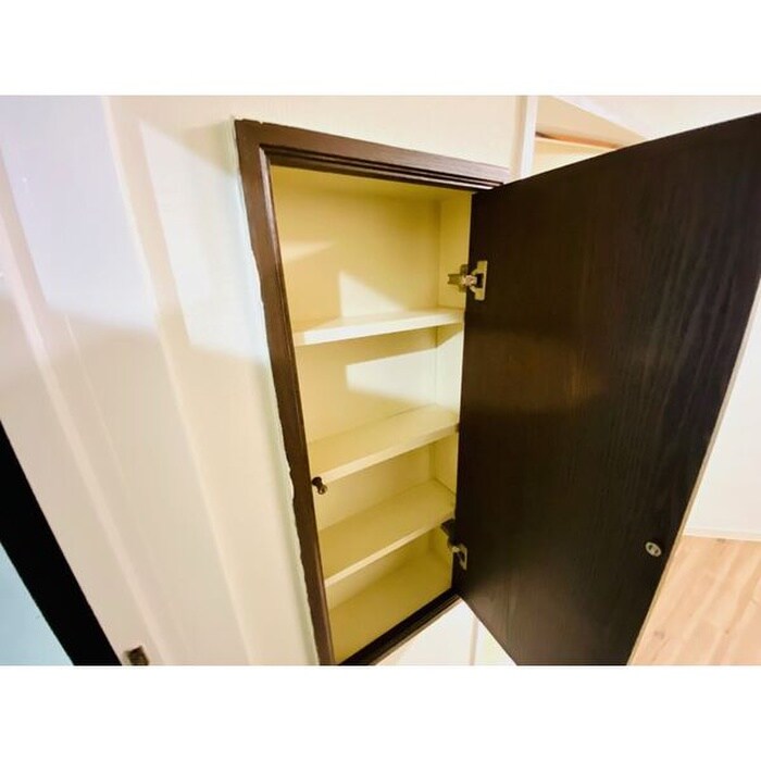 物件内観写真14　(収納)