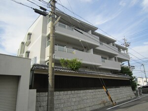 ＫＡＭＥＮＯＩ　ＨＯＵＳＥ外観写真