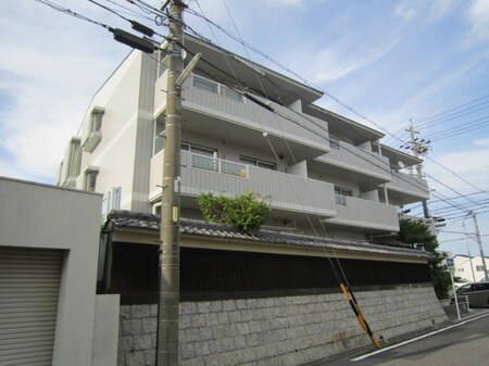 ＫＡＭＥＮＯＩ　ＨＯＵＳＥ外観写真