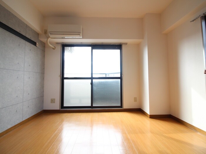 物件内観写真11　(居室)