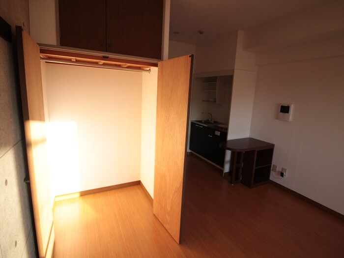 物件内観写真15　(収納)