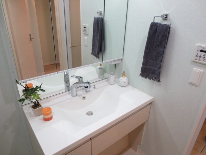 物件内観写真10　(洗面)