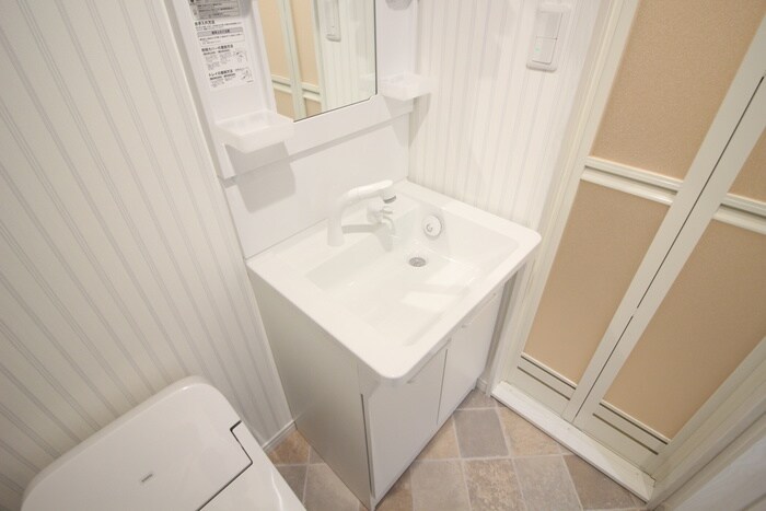 物件内観写真13　(洗面)