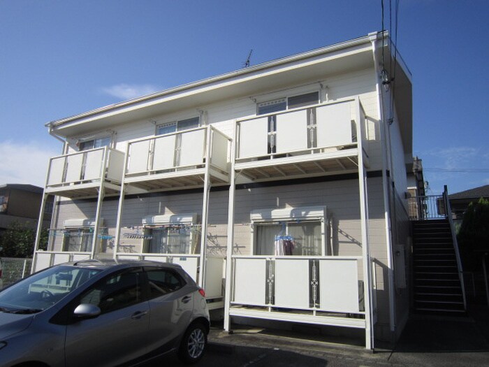 SurplusOne三ツ井の物件外観写真