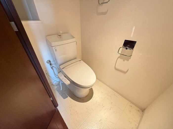 物件内観写真13　(トイレ)