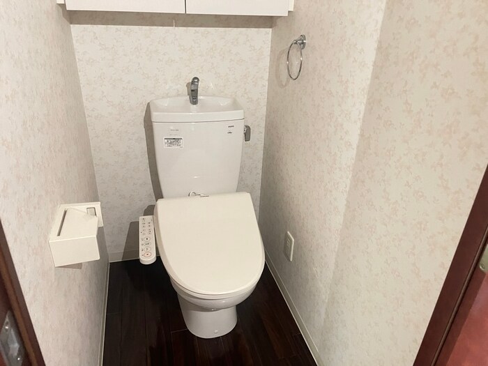 物件内観写真16　(トイレ)