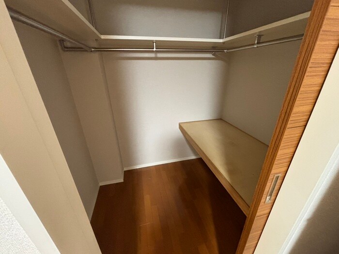 物件内観写真9　(収納)