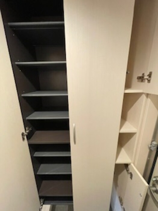 物件内観写真18　(靴箱)