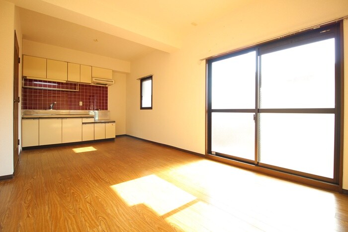 物件内観写真8　(居室)