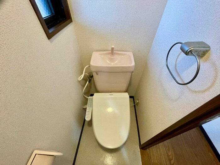 物件内観写真14　(トイレ)