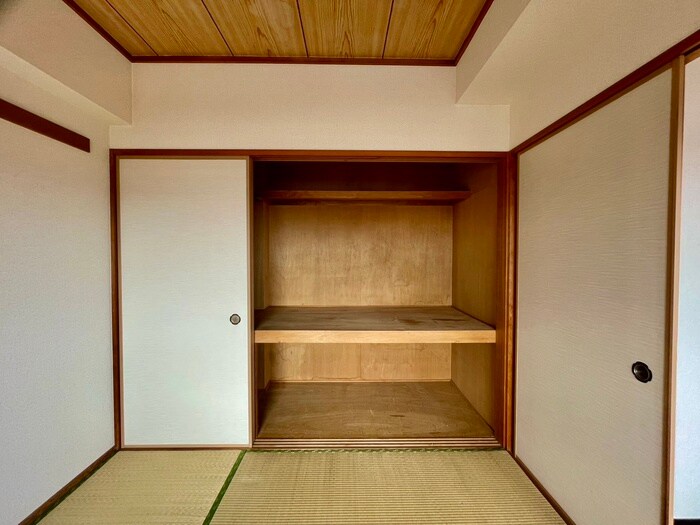 物件内観写真15　(収納)