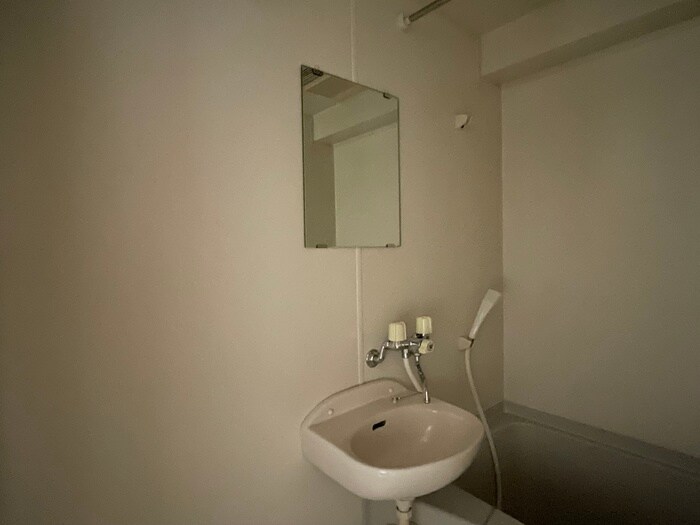 物件内観写真12　(洗面)