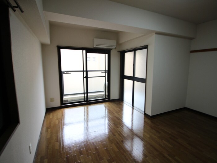 物件内観写真16　(居室)