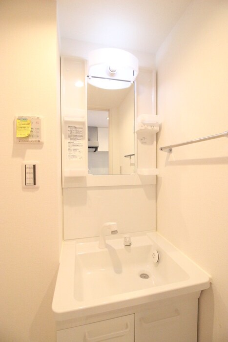 物件内観写真12　(洗面)