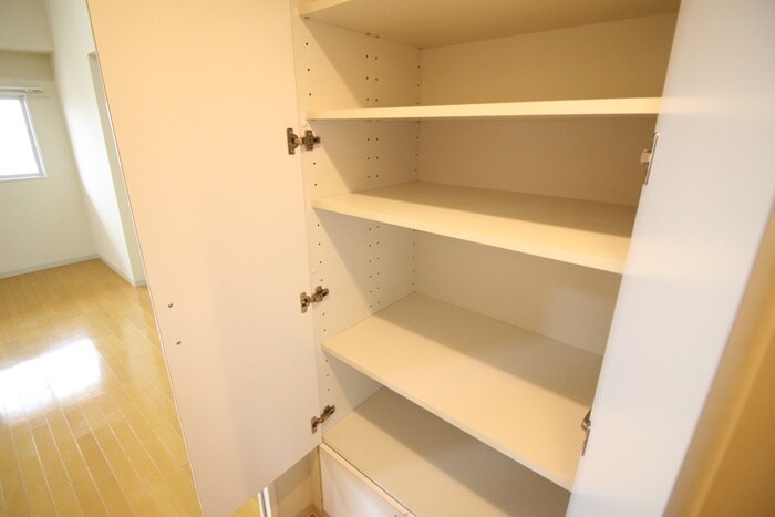 物件内観写真19　(収納)