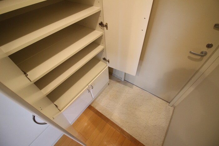 物件内観写真20　(靴箱)