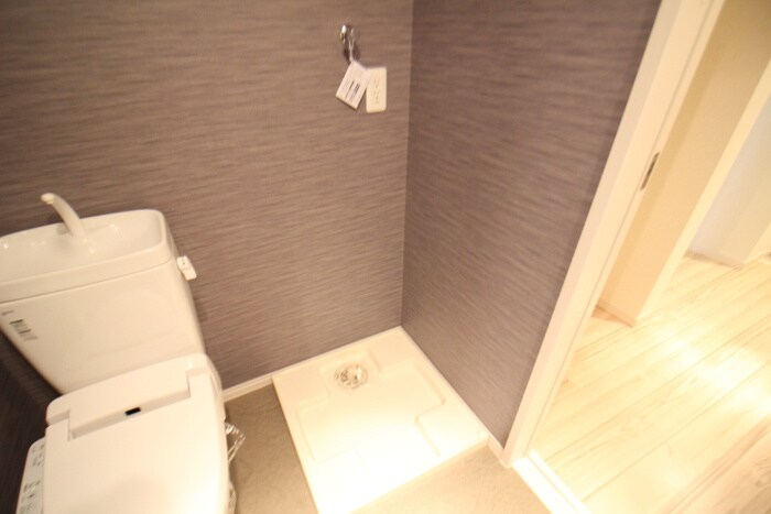 物件内観写真14　(洗濯機置場)