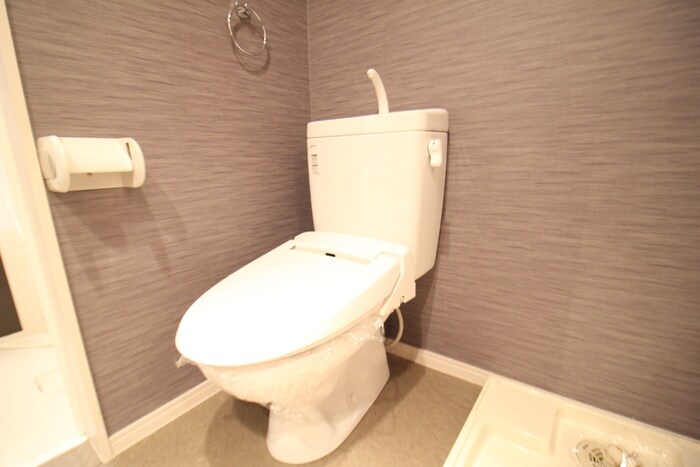 物件内観写真15　(トイレ)