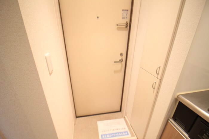 物件内観写真17　(玄関)