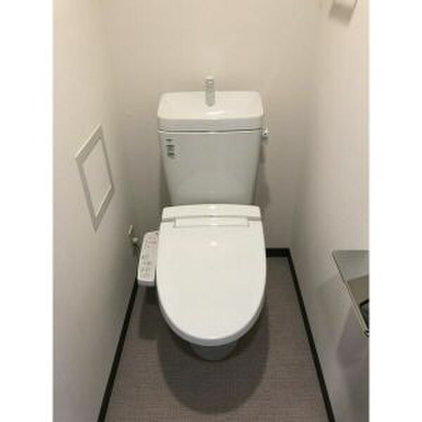 物件内観写真11　(トイレ)