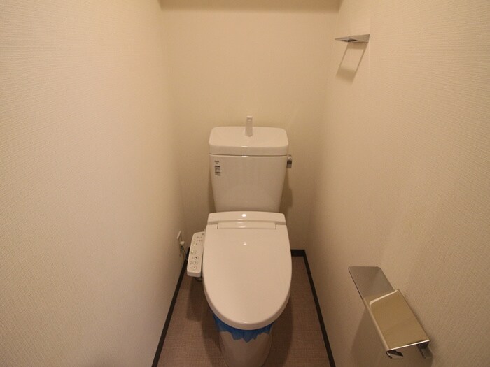 物件内観写真11　(トイレ)