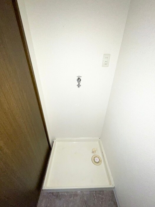 物件内観写真19　(洗濯機置場)