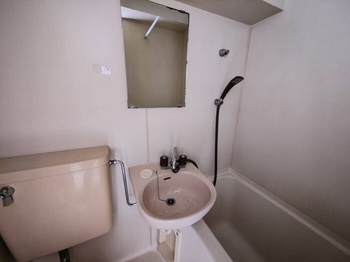 物件内観写真16　(洗面)