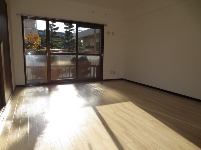 物件内観写真11　(居室)