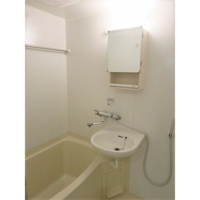 物件内観写真11　(バス／シャワールーム等)