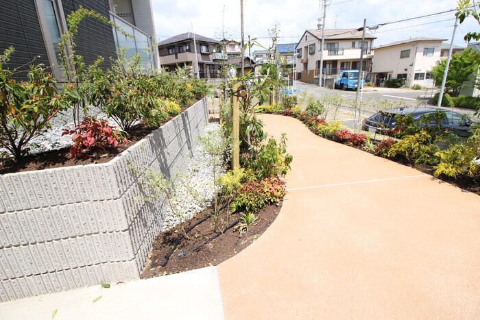 物件外観写真4　(建物設備)