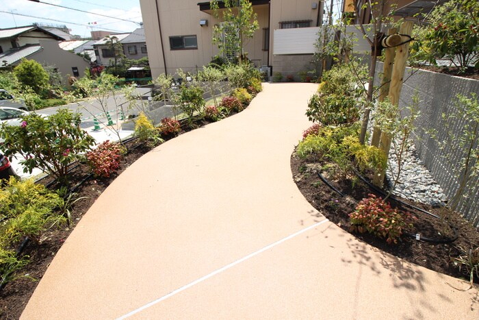 物件外観写真5　(外観写真)