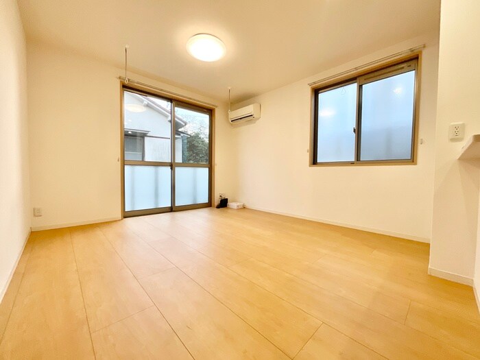 物件内観写真22　(居室)